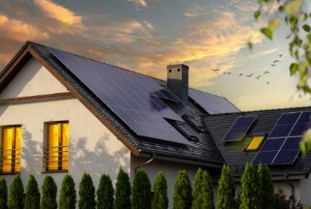 How Many Solar Panels Do I Need to Power a House?