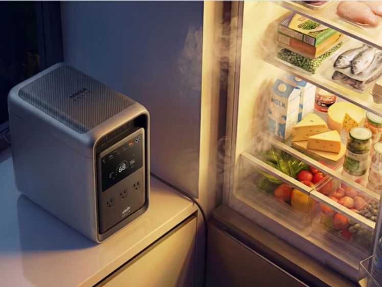 Anker SOLIX S2000 Portable Power Station