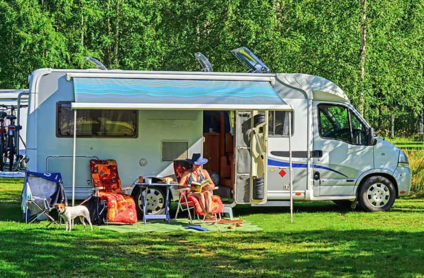 4 Best Solar Generators for Your RV