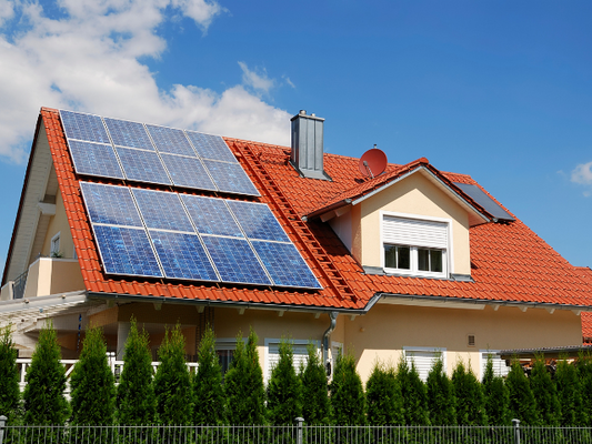 Pros and Cons of Solar Panels--Go Green with Solars Today