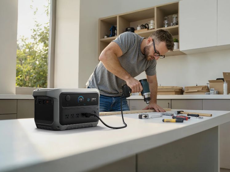 Portable power stations