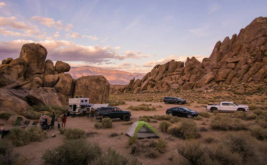 Learn How to Desert Camp: Gear Checklist and Safety Tips