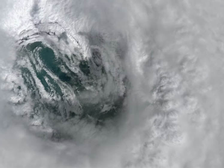 Hurricane Humberto Tracker: Real-Time Path, Forecast, and Home Safety