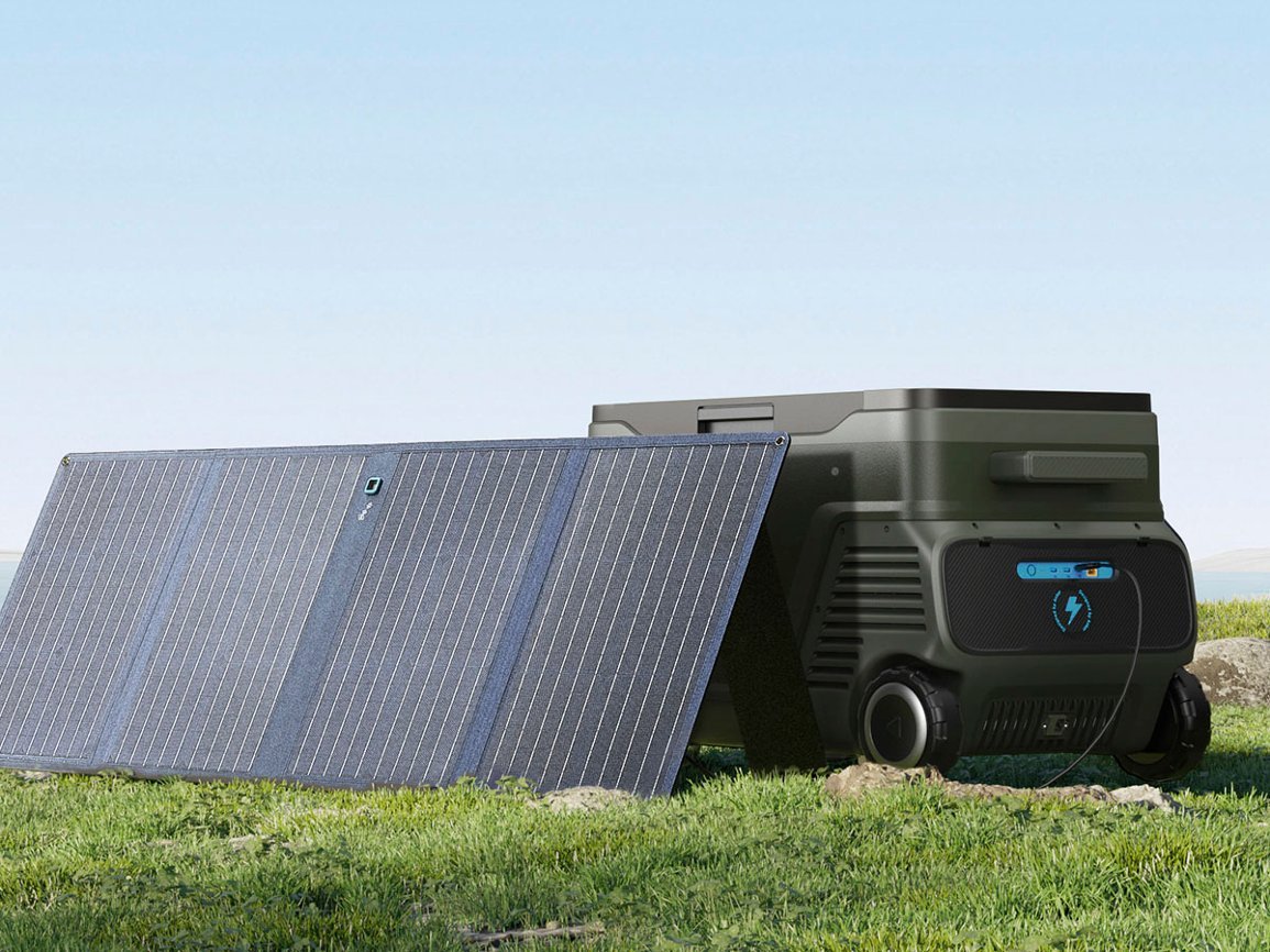 Anker EverFrost Portable Cooler 30 with New 299Wh Battery, Powered by AC/DC/Solar