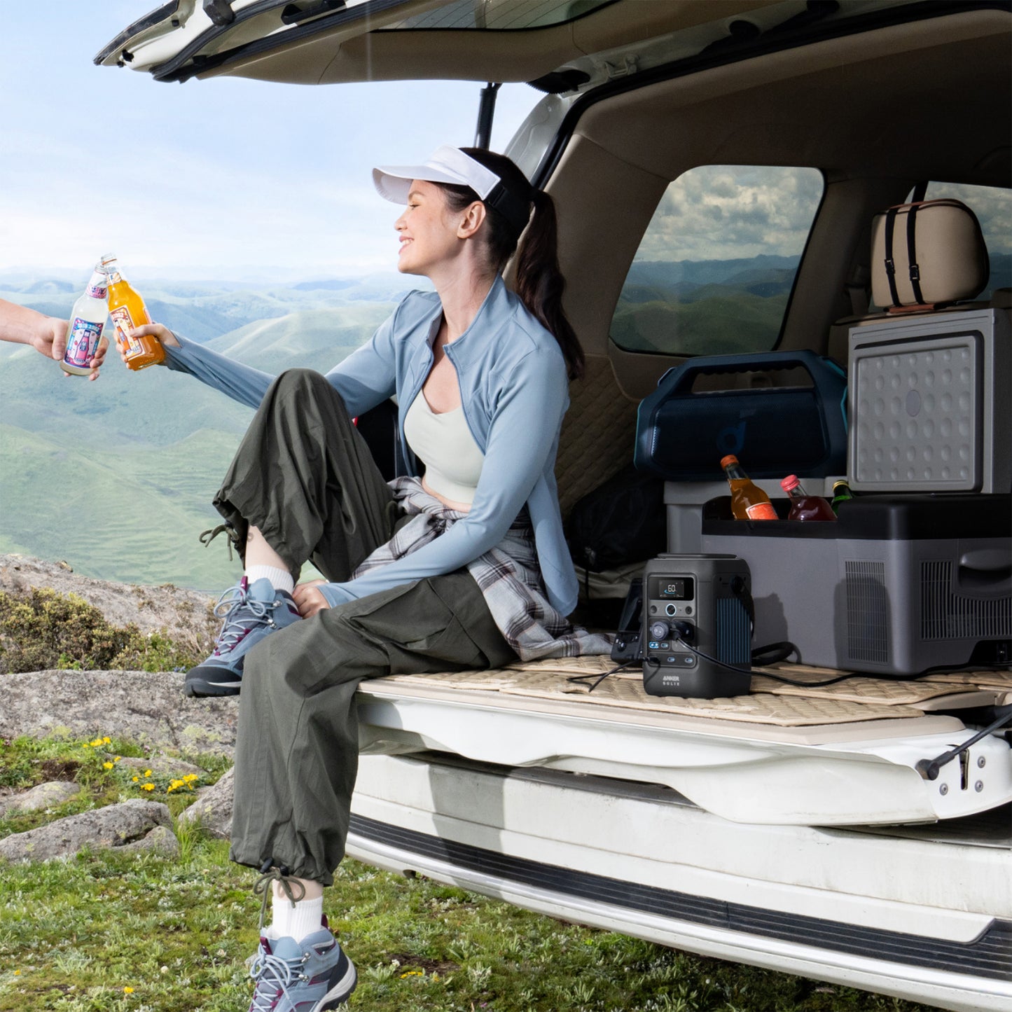 Anker SOLIX C300X DC Portable Power Station with 100W Fast Charger